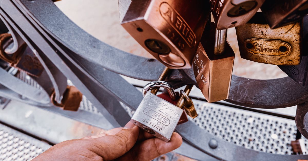 key maker professional — Locksmith Austell GA